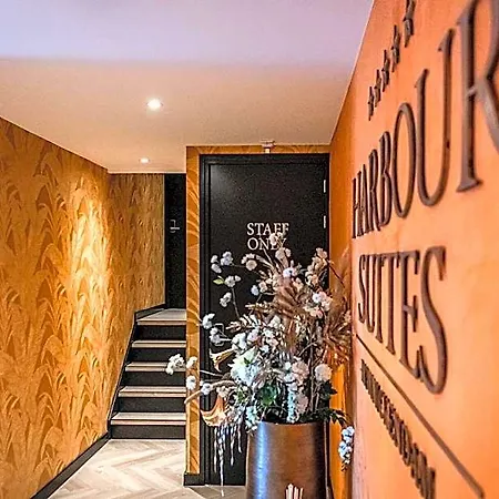 Harbour Boutique Hotel *