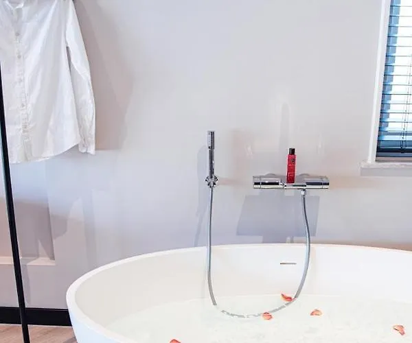 Harbour Boutique * Monnickendam