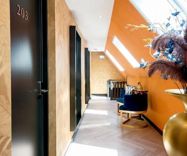 Harbour Boutique Hotel